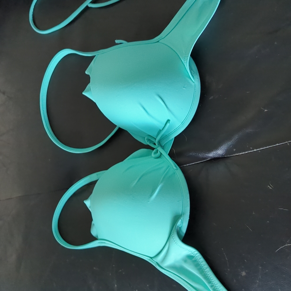 Victoria's secret bikini top